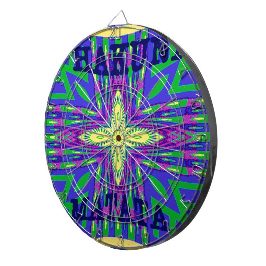 美しいトロピカルハクナマタタカンガのアートワーク。 ダーツボード (正面右)