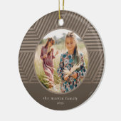 美しいトープ幾何学的パターン写真クリスマス セラミックオーナメント (左)