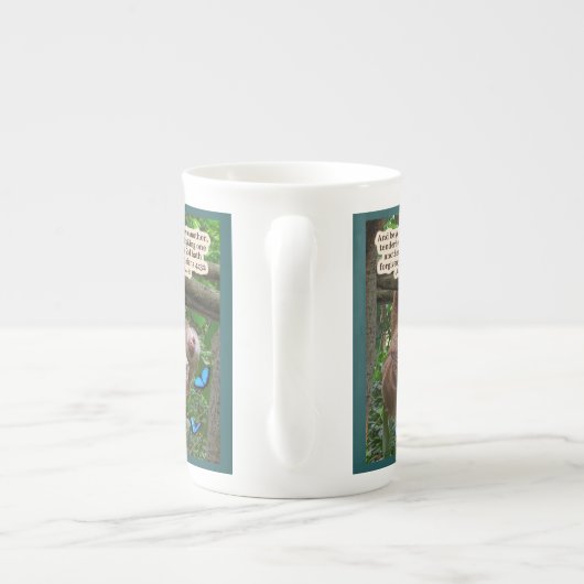 美しいナマケモノ聖なる書物、 経典:エペソ4:32 ボーンチャイナマグカップ (裏面)