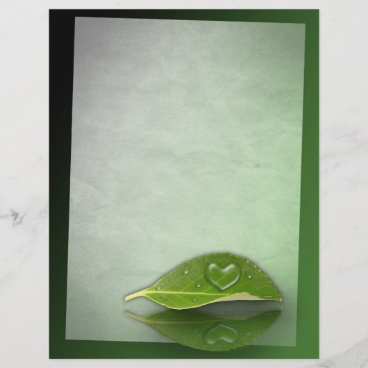 美しいハート状の水滴 (正面)