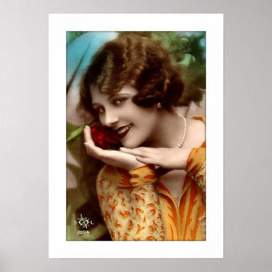 美しいバラ、真珠を持ったデコ気のあるそぶりをしたの女 ポスター (正面)