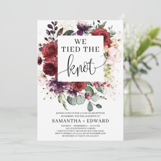 美しいバーガンディーブラッシュピンクの花が結ばれた 招待状 (スタンド正面)