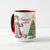 美しいパーソナライズされたくるみ割り マグカップ (正面左)