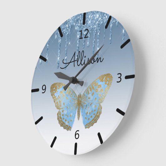 美しいパーソナライズされた青い蝶 ラージ壁時計 (傾斜)