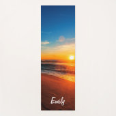 美しいビーチサンライズシーシーパーソナライズされたシー ヨガマット (正面)