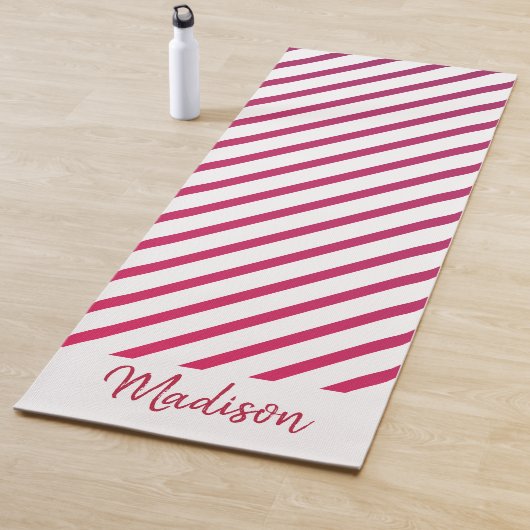 美しいピンクと赤のストライプ ヨガマット (インサイチュ)