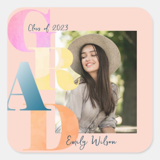 美しいピンクのはっきりしたフォント写真2024卒業 スクエアシール (正面)