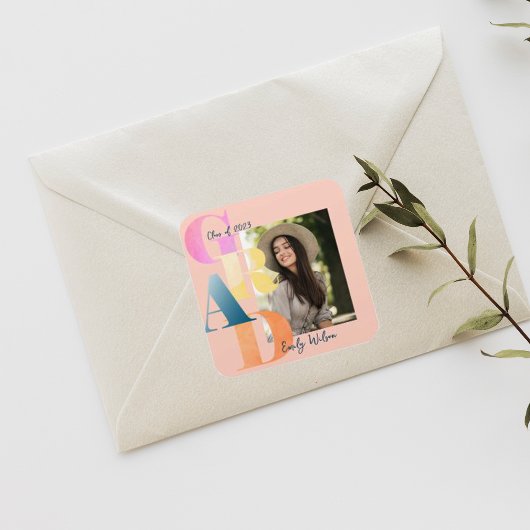 美しいピンクのはっきりしたフォント写真2024卒業 スクエアシール