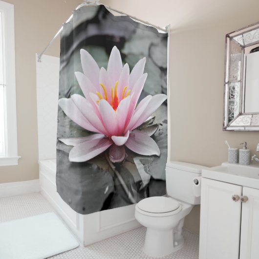美しいピンクのウォーターリリー シャワーカーテン (インサイチュ)