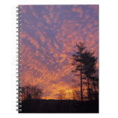 美しいピンクのオレンジ色の雲の日の出写真 ノートブック (正面)