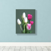 美しいピンクのチューリップの花束 カラフル ボヘミアンフラワーズ キャンバスプリント (インサイチュ (ウッドフロア))