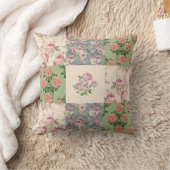 美しいピンクのバラとパッチワーク装飾用クッション クッション (ブランケット)