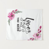 美しいピンクのフローラ/愛は必要なもの タペストリー (正面(横))