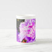 美しいピンクの牡丹ラウンド ボーンチャイナマグカップ (正面)