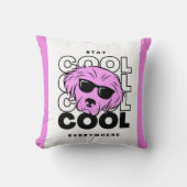 美しいピンクの犬の居心地の良い柔らかい枕。装飾用クッション クッション (正面)