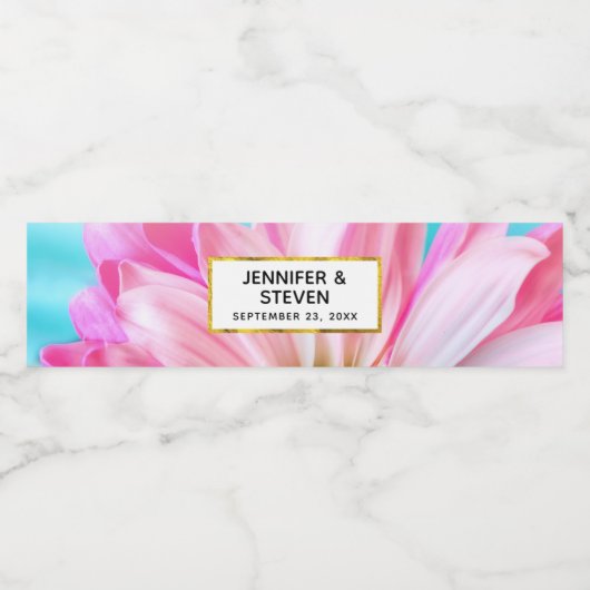 美しいピンクの花のクローズアップ写真 ウェディング ペットボトルラベル (シングルラベル)