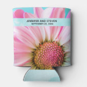 美しいピンクの花クローズアップ写真結婚の数 缶クーラー (裏面)