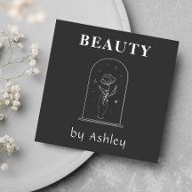 美しいブロガーCeltic Hand Holding Flower魔法