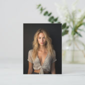 美しいブロンドの女性はがき ポストカード (スタンド正面)