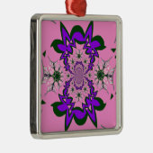 美しいベビーピンクフローラ紫の色合いモチーフ メタルオーナメント (右)