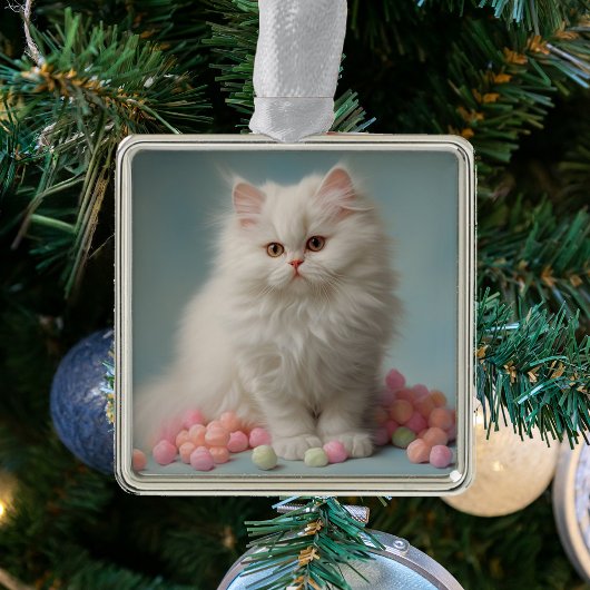 美しいホワイトフワフワ猫オーナメント メタルオーナメント