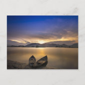 美しいボート水の日の出の写真 ポストカード (正面)