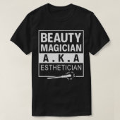 美しいマジシャン赤エステティシャンメイクアップアーティストファンン Tシャツ (デザイン正面)