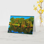 美しいマニトウォック川の反射 カード (黄色い花)