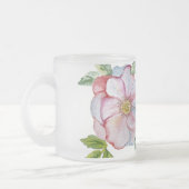 美しいリアルな水彩バラ。 フロストグラスマグカップ (左)