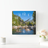 美しいロッキーストリームシーン スクエア壁時計 (ホーム)
