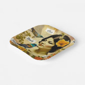 美しいヴィンテージと鳥と花を持つ女性 ペーパープレート (傾斜あり)