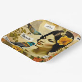 美しいヴィンテージと鳥と花を持つ女性 ペーパープレート (傾斜あり)