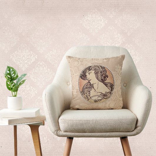 美しいヴィンテージのフェイク真珠とレース女 クッション