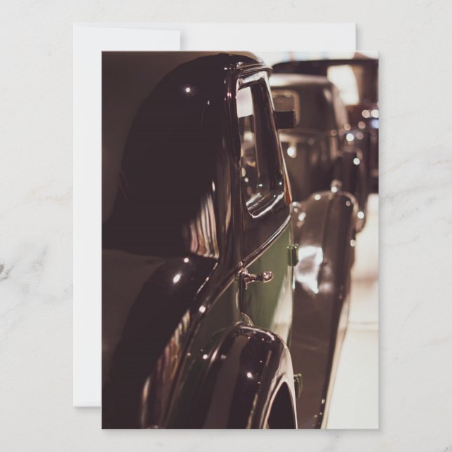 美しいヴィンテージクラシックカーショールーム (正面)