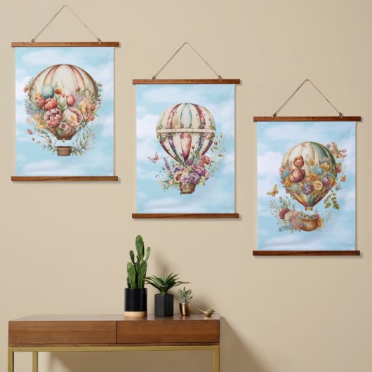 美しいヴィンテージ温風船と花 吊り下げ型タペストリー (非対称)