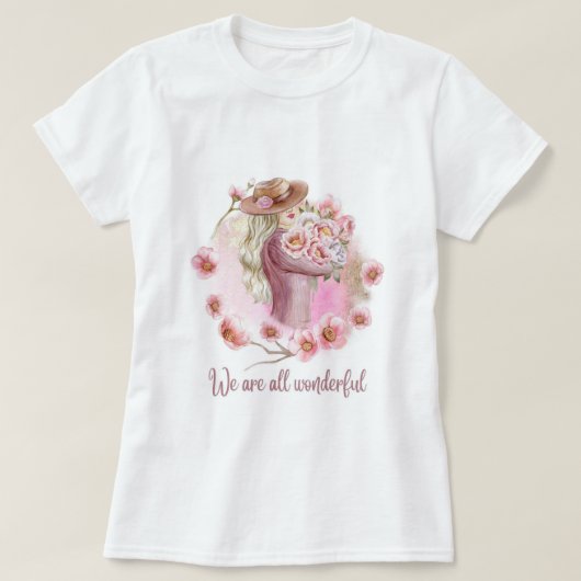 美しい人形のプリントがされた半袖の白いTシャツ Tシャツ (デザイン正面)