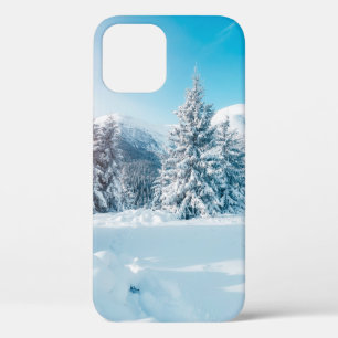 美しい冬の自然風景、素晴らしい山 iPhone 12ケース
