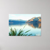 美しい和中湖の美しい景色 キャンバスプリント (正面)