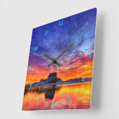 美しい夕日 – 湖 – 岩の形成 スクエア壁時計 (傾斜)