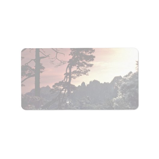 美しい夕日：黄色の山、中国 ラベル (正面)