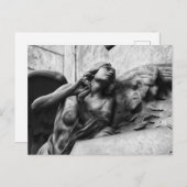 美しい天使が静かに天を見上げる ポストカード (正面/裏面)