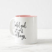 美しい女の子堅い事のコーヒー・マグをすることができます ツートーンマグカップ (正面左)