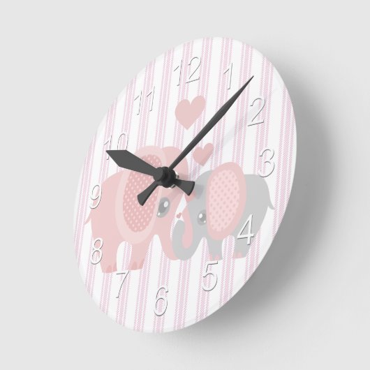 美しい女の赤ちゃんのピンク象 ラウンド壁時計 (傾斜)