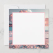 美しい女性がビーチのブランケットで瞑想 カード (裏面)