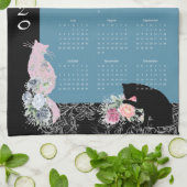 美しい子猫バラガーデン2020カレンダータオル キッチンタオル (折り畳み)