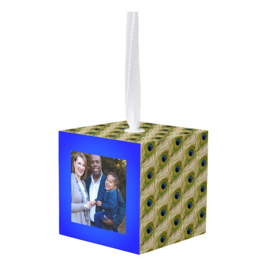 美しい孔雀の羽とカスタマイズ可能な写真 キューブオーナメント (裏面アングル)