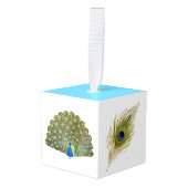 美しい孔雀の羽 キューブオーナメント (正面アングル)