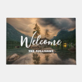 美しい山の湖の夕べ写真 ドアマット (正面)