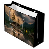美しい山湖、夕べ写真 ラージペーパーバッグ (正面アングル)