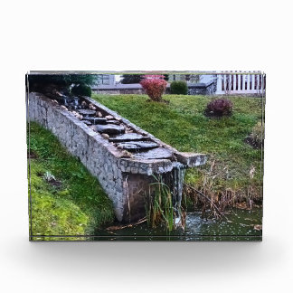 美しい庭の滝 - ルーマニアの野生 フォトブロック